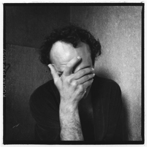 Triptyque 1, détail 1 (Manière d'autoportrait), 76 cm x 76 cm.