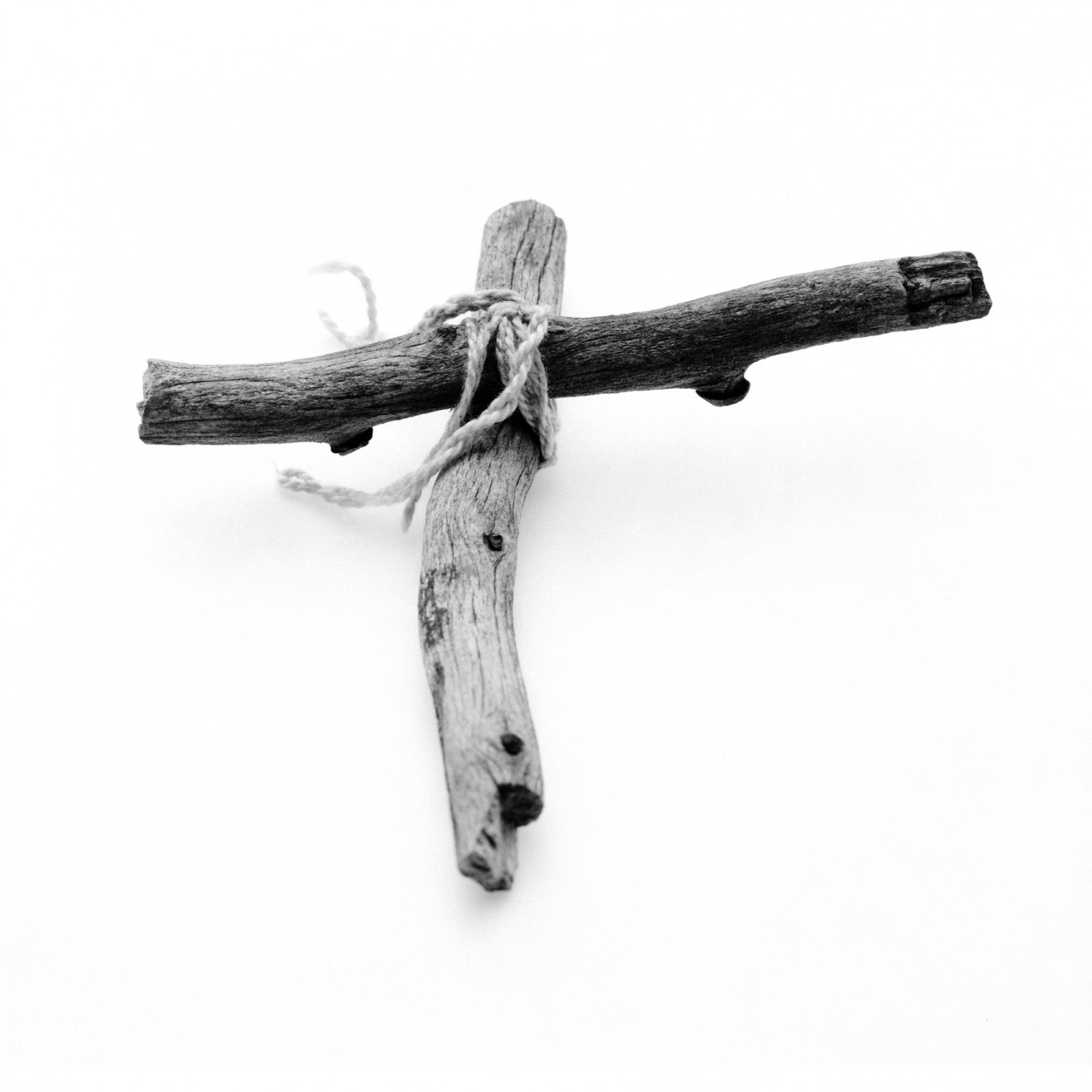 Triptyque 3, détail 1 (Croix), impression au jet d’encre, 107 cm x 107 cm