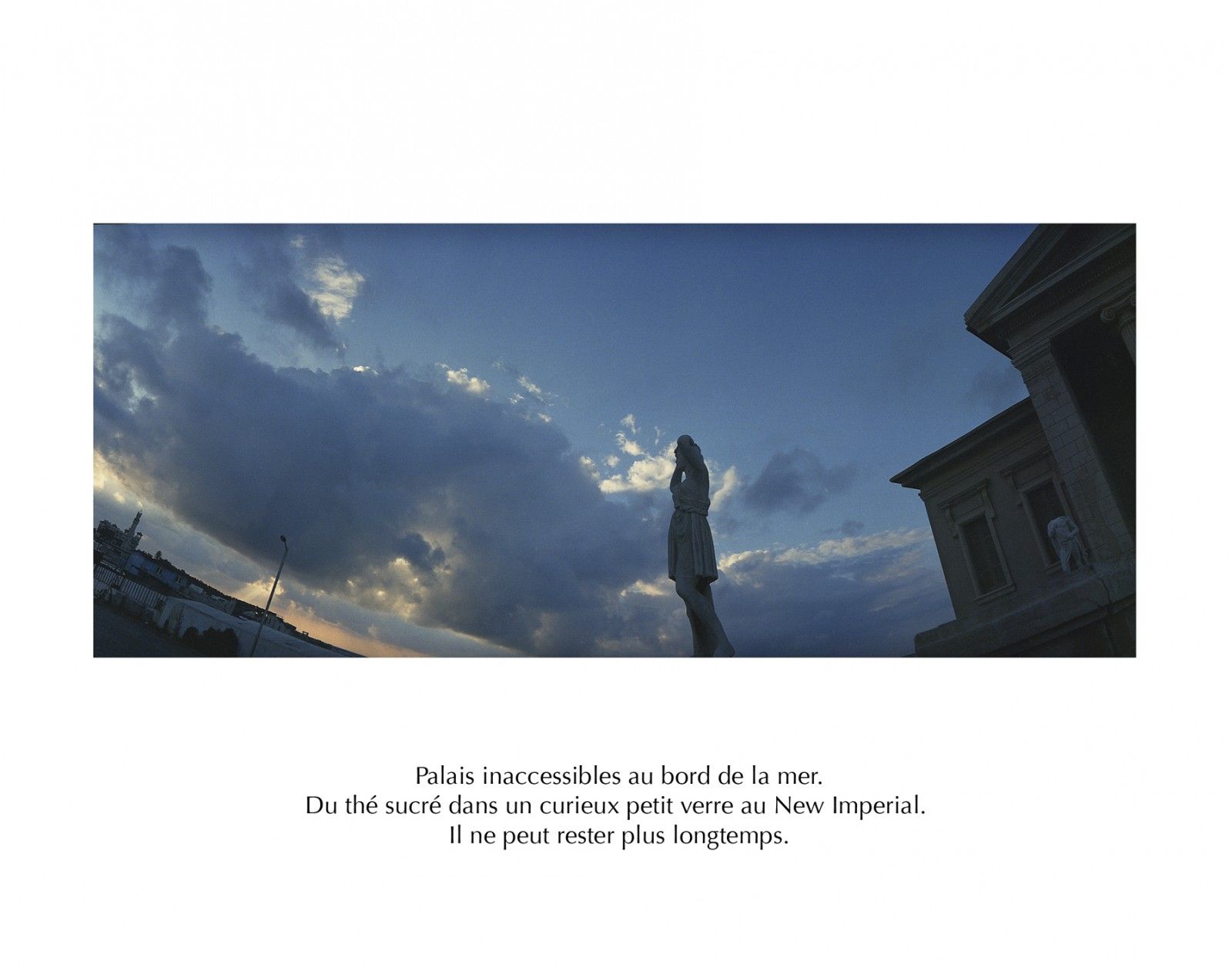 Album page 9, tirage chromogène, 28 cm x 35,5 cm.