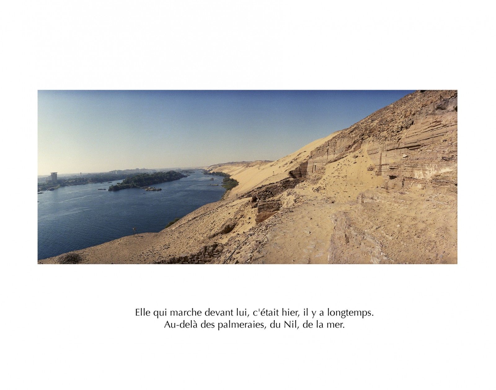 Album page 8, tirage chromogène, 28 cm x 35,5 cm.
